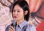 男友父母嫌弃我太瘦工作不好，逼男友去相亲（这样的家庭）
