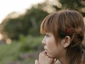 安慰离婚女人经典语句有哪些？如何用话语给予她们力量？