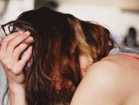 面对已婚伴侣不愿离婚的情况我该如何选择？