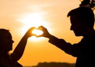 女生说幼稚还能挽回感情吗？如何有效沟通修复关系？