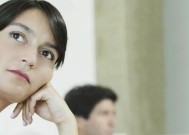 被异性拒绝后是否应该尝试挽回？挽回的正确方法是什么？