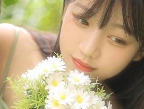 如何处理女友与别人玩暧昧（分手还是谈心）