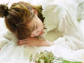 如何写一封能挽回女友的信？信中应该包含哪些感动元素？