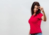 女生如何通过肢体语言吸引喜欢的男生？肢体语言有哪些技巧？