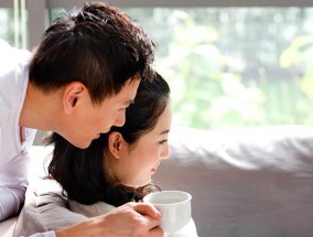 哄老公的技巧（10个实用技巧教你如何哄老公）