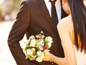 婚姻中女人哪些话最伤男人心？如何避免伤害感情？