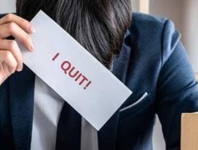 老师离职了学生怎么办？如何有效挽回学生的心？