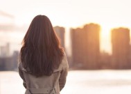 异地恋男友要分手如何挽回（分手原因分析及恢复感情的实用技巧）