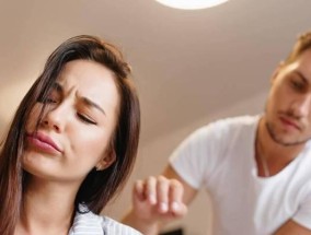 出轨的女人都会有什么明显的迹象？如何发现这些迹象？