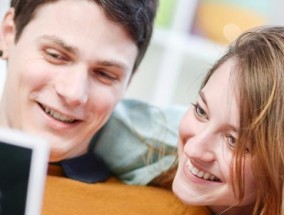 老婆变心了怎么挽回？有效沟通和重建信任的策略是什么？