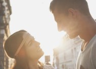 40岁男人为何成为婚内出轨的高发人群？背后原因是什么？