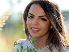 如何挽回受伤女友的心？掌握这些最佳挽回方法！
