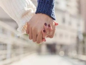 婚姻里女人为什么会感觉自己不被爱？如何改善夫妻关系？