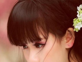 嫉妒心超强的五大星座女（星座分析及应对策略）