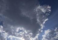 寂寞的夜你在思念谁？如何缓解深夜的孤独感？