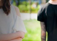 如何化解婚姻中的第三者危机（重拾幸福）