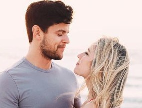 巨蟹座分手后如何挽回？是否应该主动联系对方？