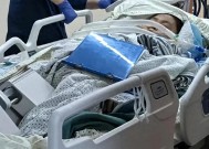 女子踩“化骨水”毒发身亡，相关部门说会兜底，死者女儿曝光细节