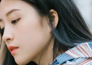 如何判断男人心里还藏有其他的女人？有哪些行为迹象表明？