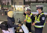 4月1日起，5类号牌不罚不扣，3种车禁行！两轮、三轮、四轮都在内