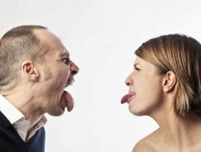 夫妻吵架离婚挽回的方法与技巧（如何化解夫妻矛盾）
