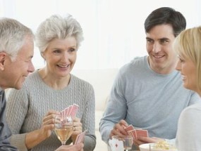 男友家庭条件优越但父母反对怎么办？如何处理这种关系难题？