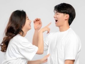 老公提出离婚如何挽回才最高效？挽回婚姻的高效策略是什么？