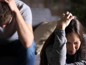 婚姻生活出现了问题怎样才能挽回婚姻？有效沟通和共同解决问题的方法是什么？