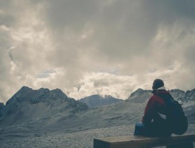 婚姻中总感到孤独怎么办？如何改善夫妻关系？