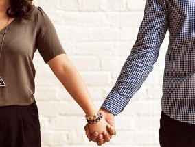 离婚后如何挽回孩子的心（离婚对孩子的伤害及挽救方法）