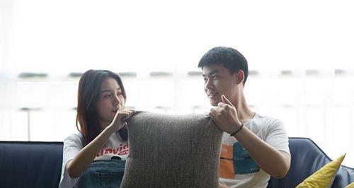 让男友心动不已，赢回真爱的心（教你如何让男友重新爱上你，重燃热情）  第1张
