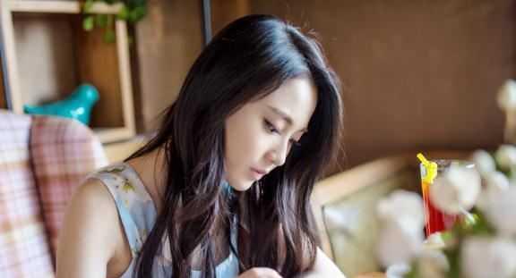 如何挽回女友，让她重新爱上你（有效方法让女友回心转意，让感情回到热恋期）  第2张