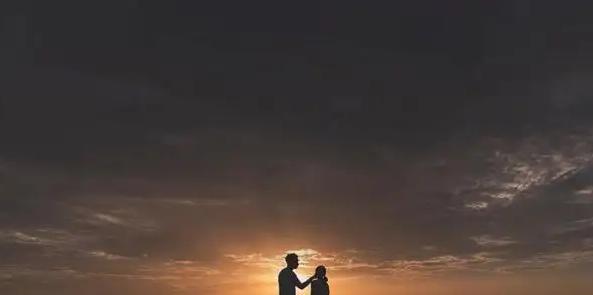 异地男友失去热情怎么办？（如何挽救异地恋情？——以我亲身经历为例）  第1张