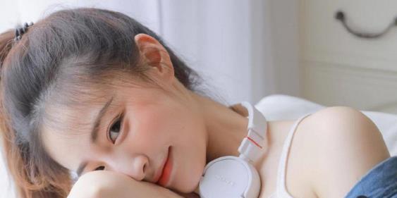 用创意夸女生，让她开心不止一秒（15种创意夸女生的话）  第2张