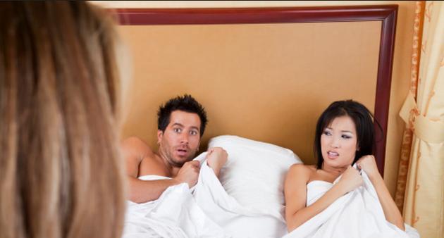 揭开男人发贱出轨的真相（探究男人出轨的真正原因和影响）  第1张