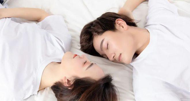 老公要离婚，如何拯救婚姻（危机四伏）  第1张