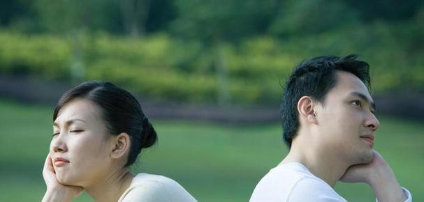 男人婚外恋的迹象（如何发现男人是否有婚外恋）  第1张