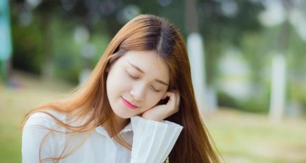 挽回女友必备的聊天技巧（掌握这些技巧助你更好挽回）  第2张