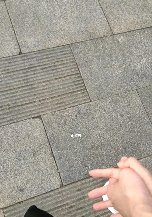异地恋的成功率低是输给距离（探究异地恋的成功率与距离的关系）  第1张