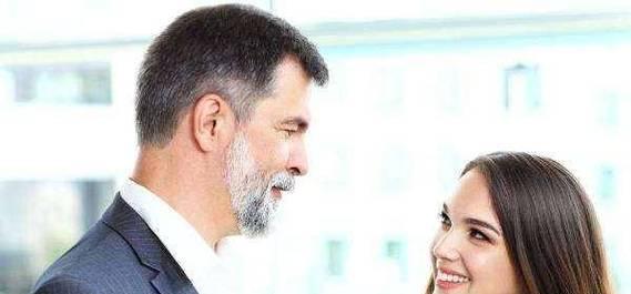 如何挽回离婚中孩子的支持（孩子支持父母离婚的原因和应对方法）  第1张