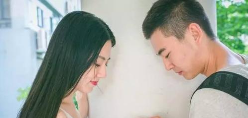 如何用短信挽回失去的前男友（掌握关键技巧）  第1张