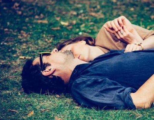 老公出轨了怎么挽救（15个实用方法教你如何拯救婚姻）  第1张