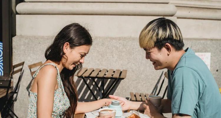测离婚因素，从这15个方面了解你的婚姻（探究离婚的原因和预测你的婚姻走向）  第1张