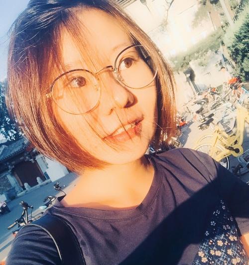 大龄剩女该如何拥抱爱情（以积极心态寻找真爱的关键）  第2张
