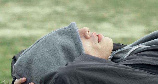 女孩装病挽回男友的有效话术是什么？如何巧妙运用话术？  第2张