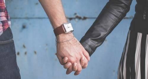 如何拯救好友在出轨之中的爱情？有效策略和建议是什么？  第1张
