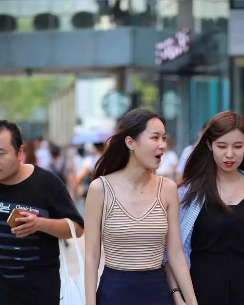 夏季微胖挽回男友的最佳穿搭方法？如何通过穿搭展现自信魅力？  第1张