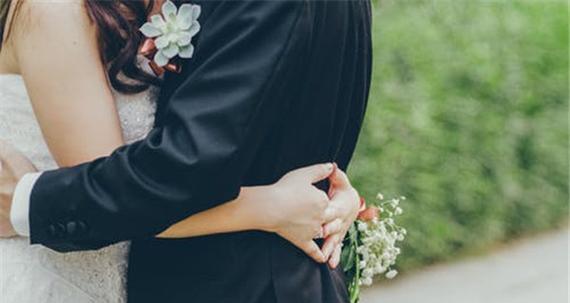 分手后挽回女朋友的正确方法是什么？有效策略有哪些？  第2张