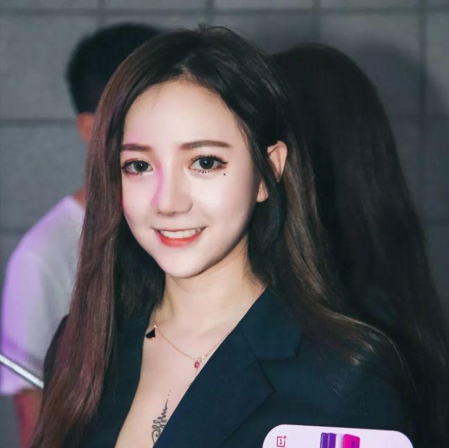 跟网红女主播谈恋爱的感受是什么？如何处理这种关系中的常见问题？  第2张