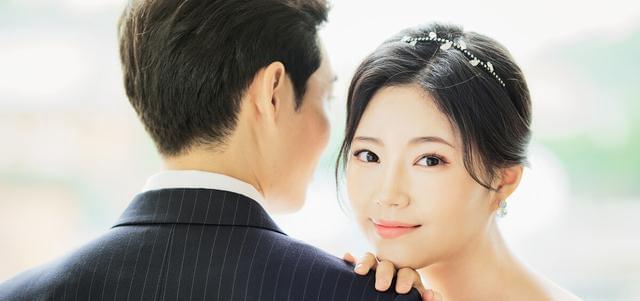 婚姻经营中女人出轨有哪些征兆？如何及时发现并处理？  第1张